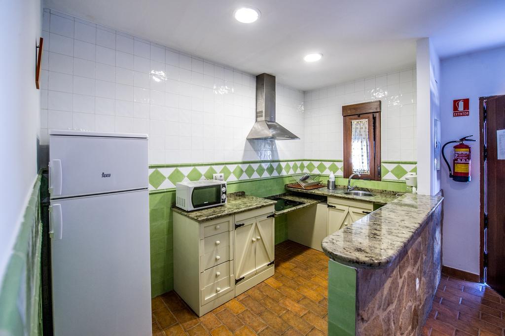 Apartamentos La Venta Del Charco Cardeña Værelse billede