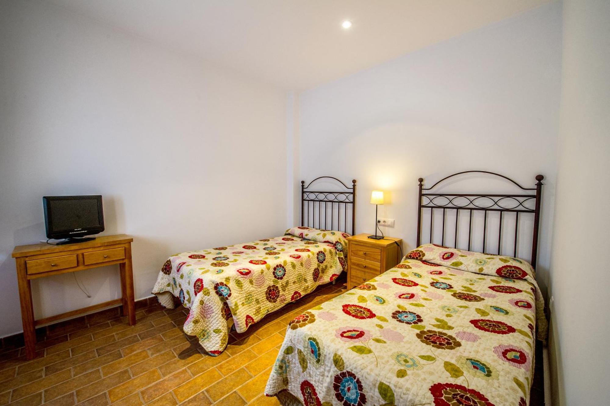 Apartamentos La Venta Del Charco Cardeña Eksteriør billede