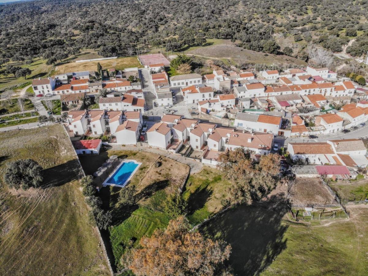 Apartamentos La Venta Del Charco Cardeña Eksteriør billede
