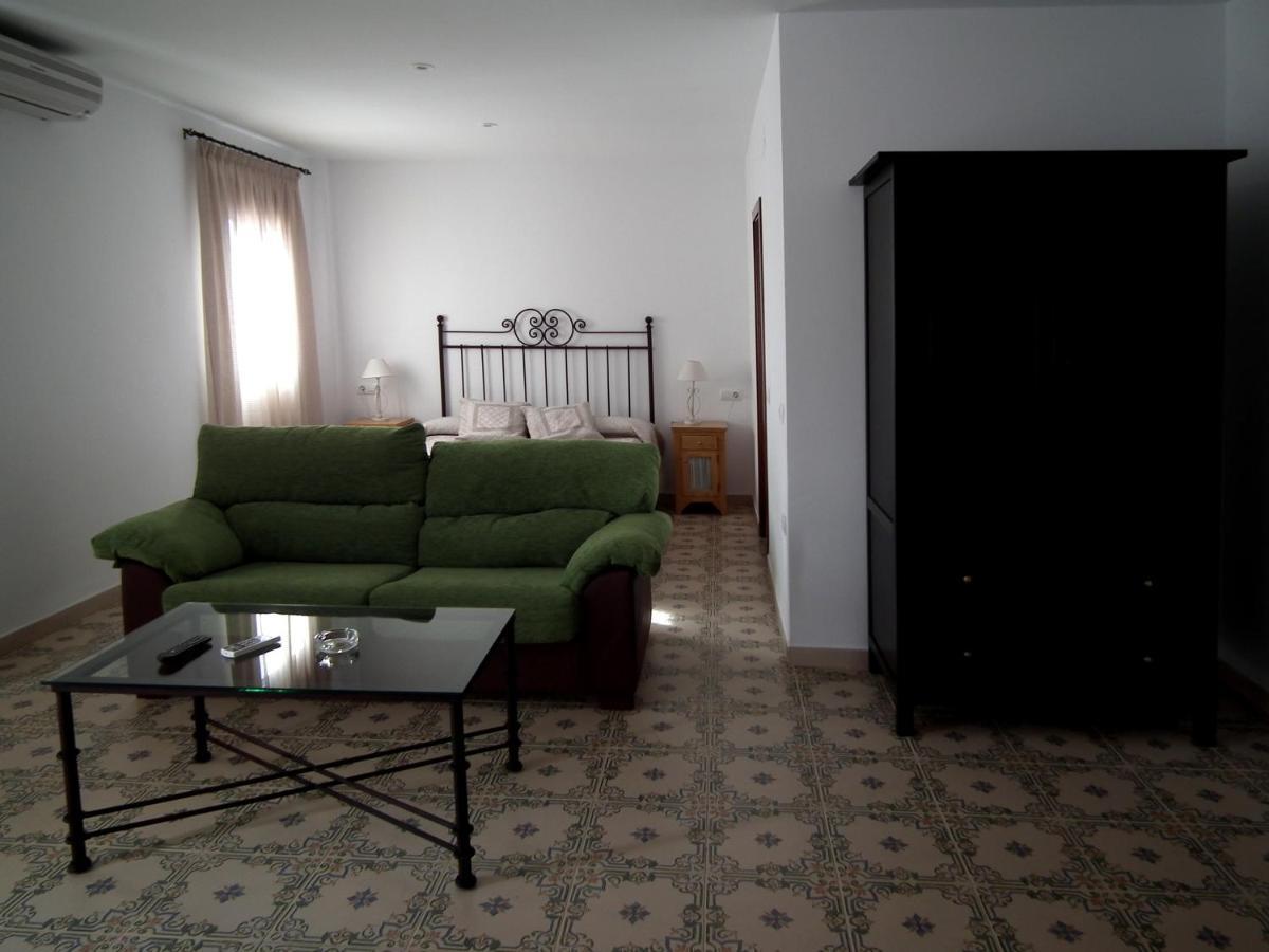 Apartamentos La Venta Del Charco Cardeña Eksteriør billede